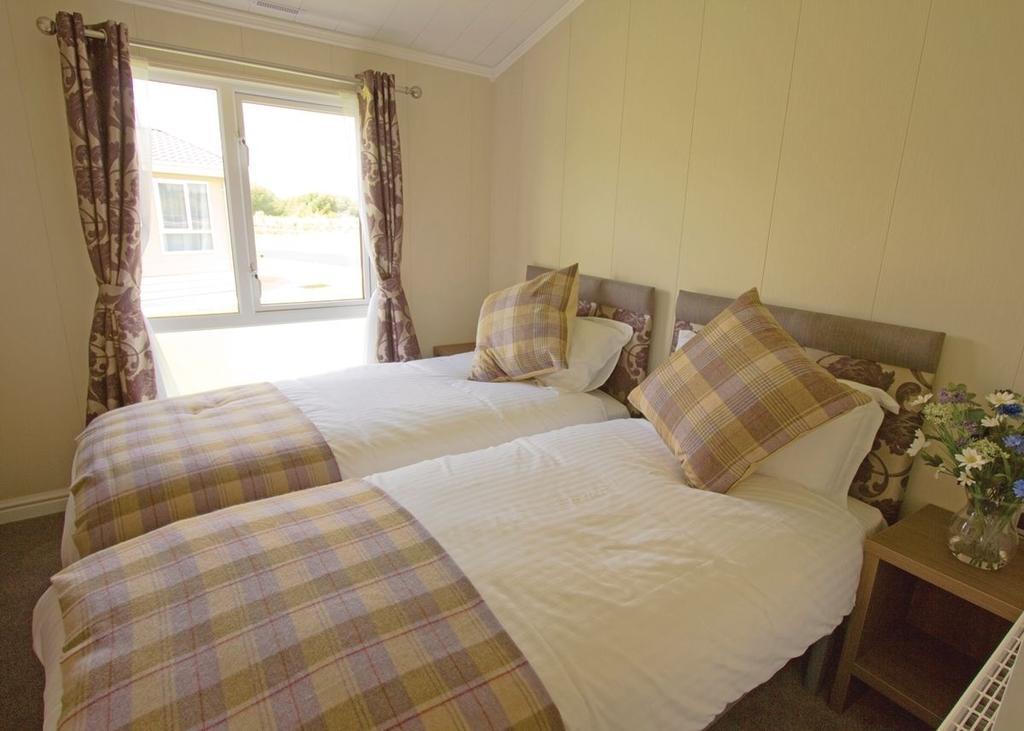 Fladbury The Springs Lakeside Holiday Park الغرفة الصورة